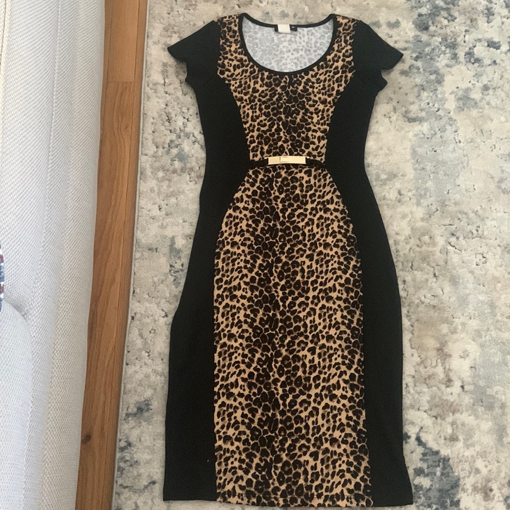 Women midi lipped dress